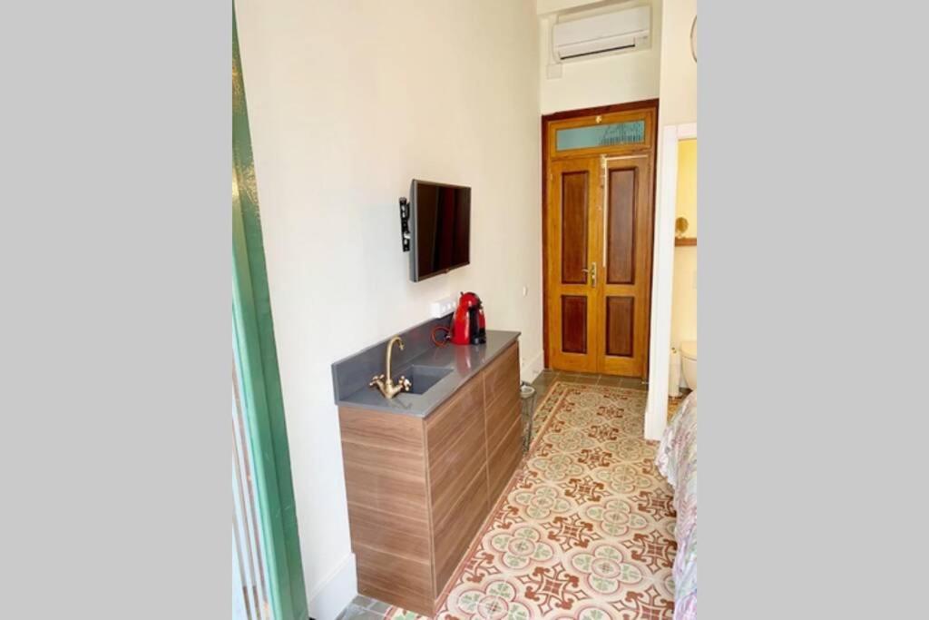 Cozy Studio With Balcony In The Best Place Apartamento Sitges Exterior foto