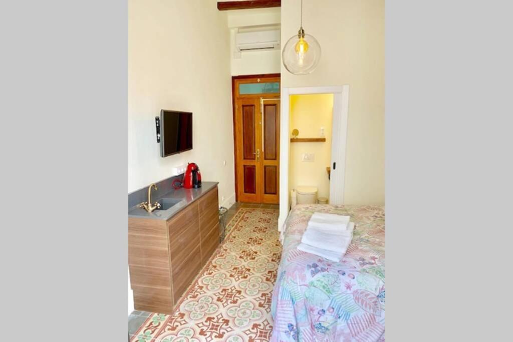 Cozy Studio With Balcony In The Best Place Apartamento Sitges Exterior foto